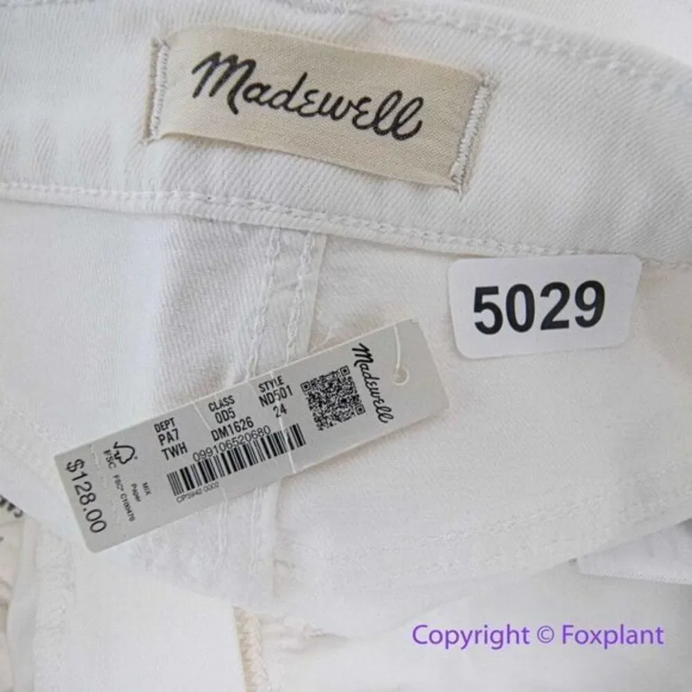 NEW Madewell The High-Rise Perfect Vintage Jean in Tile‎ White, 24